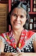 Profile picture for user Ana Cláudia Vaz de Araújo